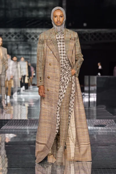 Look 55